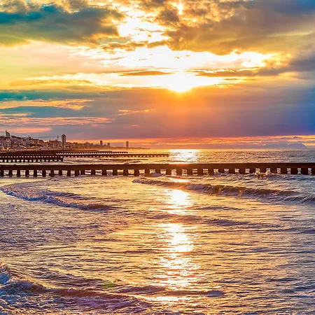 Coast House - Host Solution דירה לידו די ג'סולו